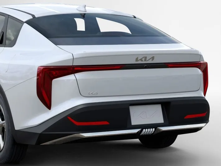 2026 Kia K4 - view 13