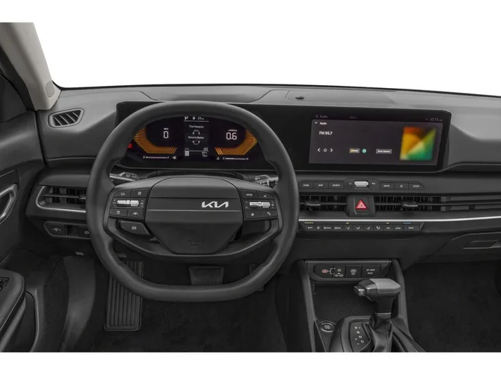 2025 Kia K4 - view 4
