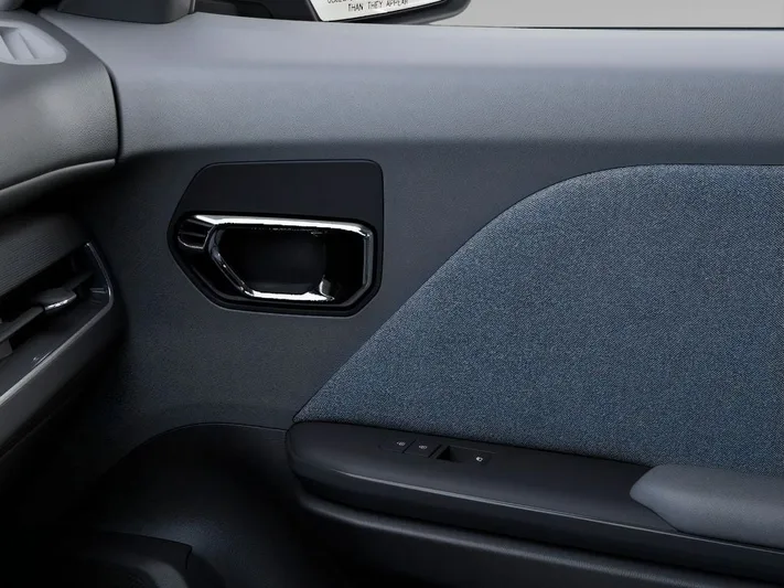 2025 Kia K4 - view 25
