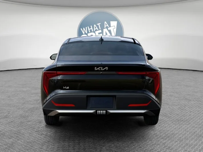 2025 Kia K4 - view 5