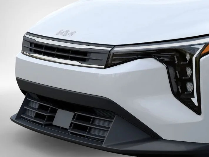 2026 Kia K4 - view 12