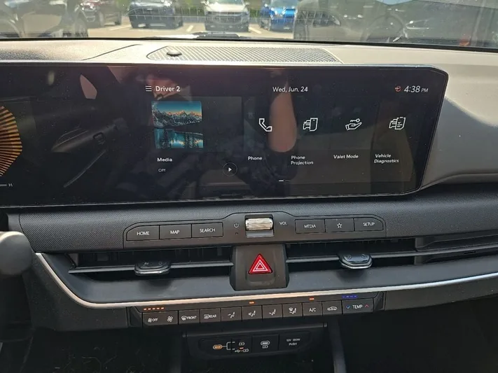 2025 Kia K4 - view 21