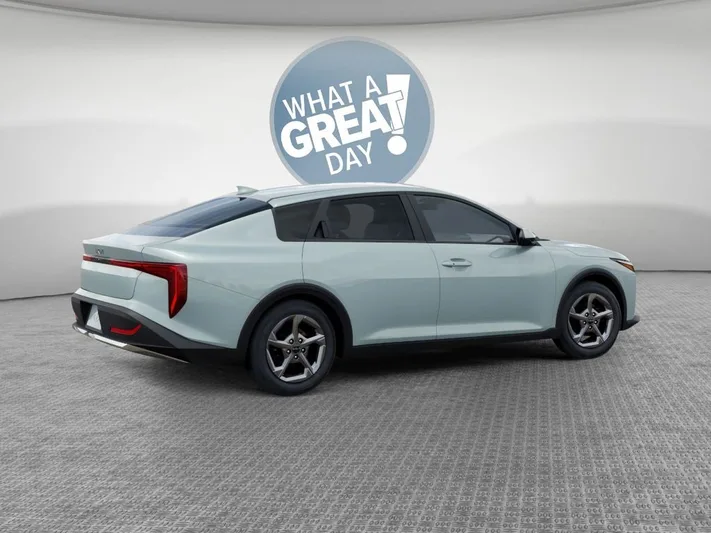 2026 Kia K4 - view 6