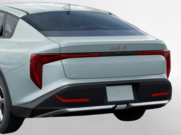 2026 Kia K4 - view 13