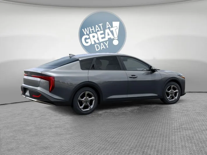 2026 Kia K4 - view 6