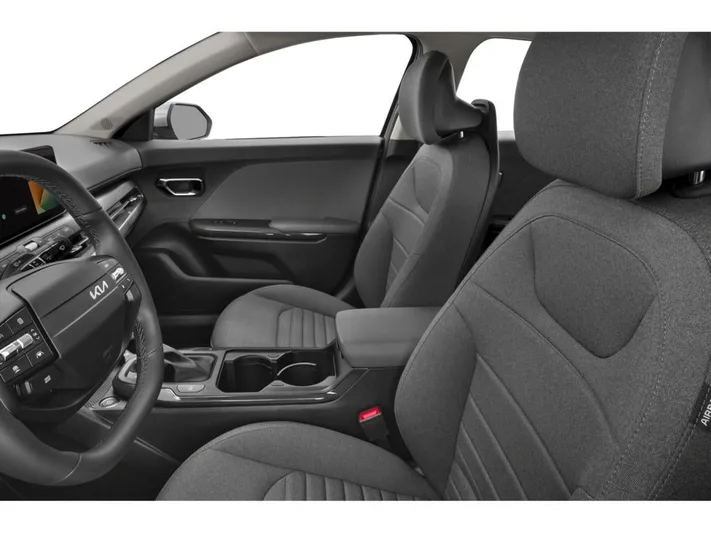 2025 Kia K4 - view 6