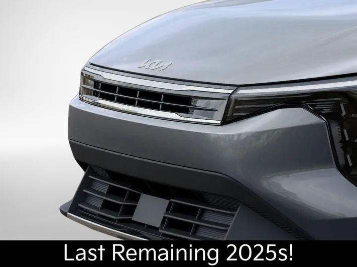 2025 Kia K4 - view 12