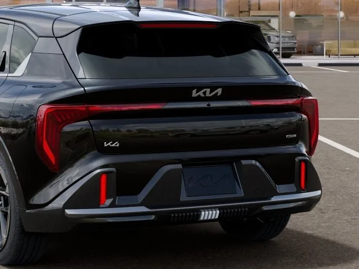 2026 Kia K4 - view 13