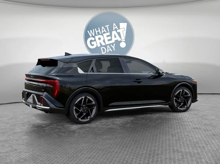 2026 Kia K4 - view 6