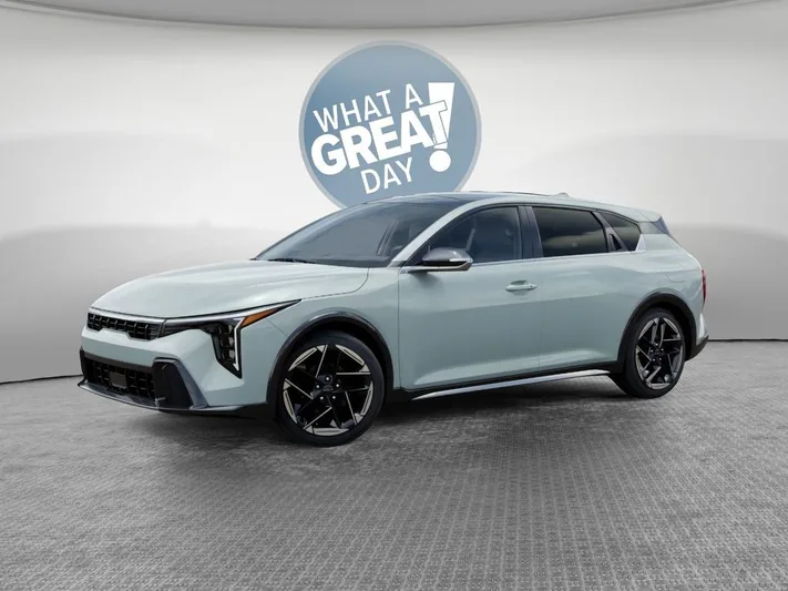 2026 Kia K4 - view 3