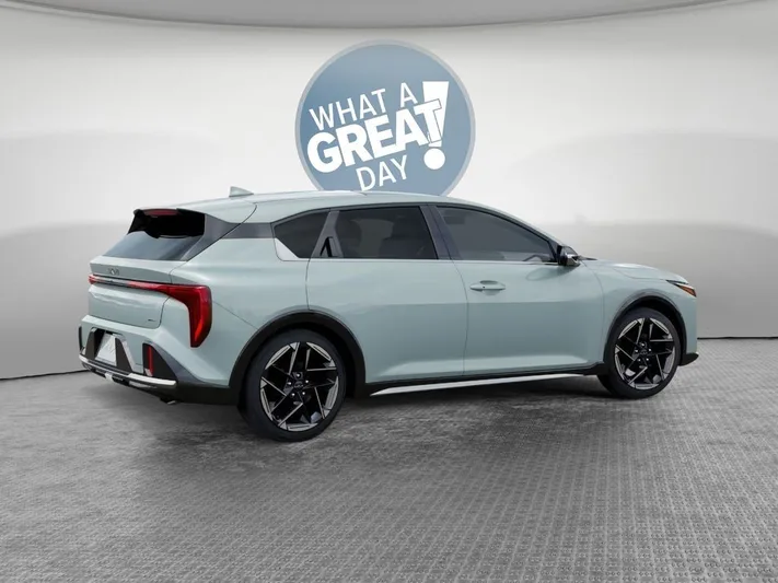 2026 Kia K4 - view 6
