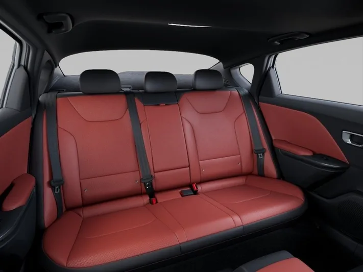 2026 Kia K4 - view 16