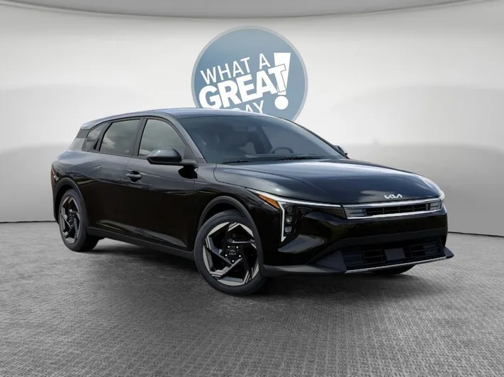 2026 Kia K4 - view 8