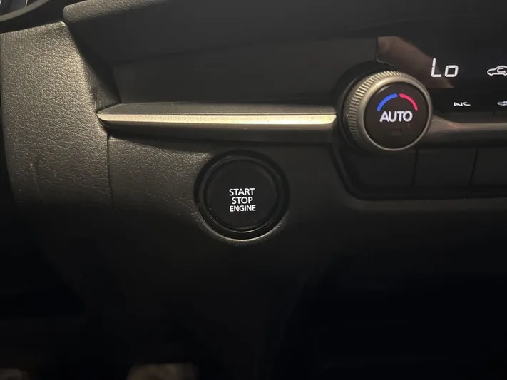 2024 Mazda CX-30 - view 20