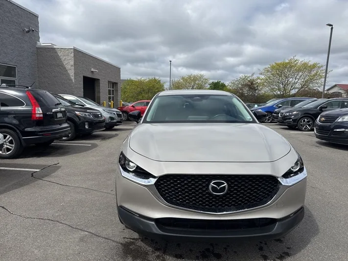 2024 Mazda CX-30 - view 8