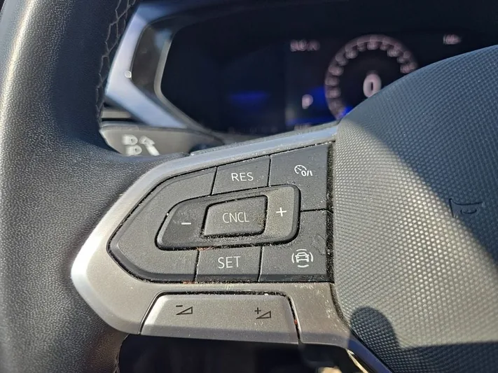 2022 Volkswagen Taos - view 15