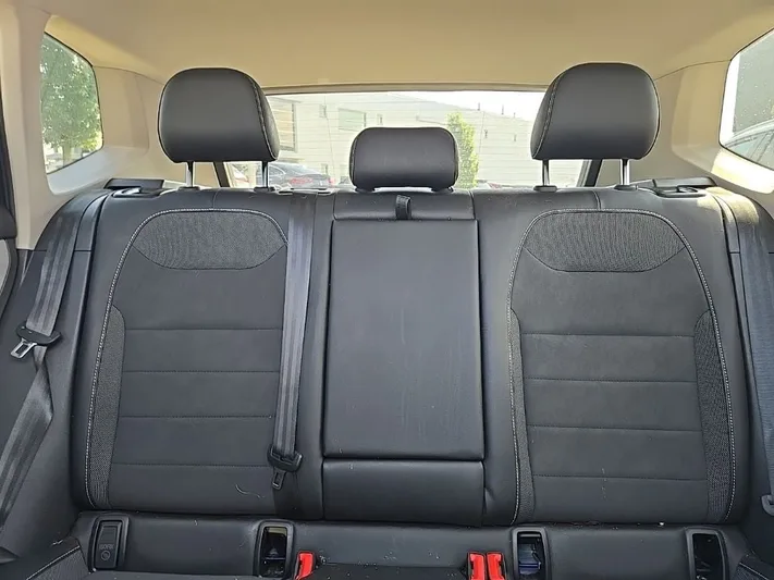 2022 Volkswagen Taos - view 28