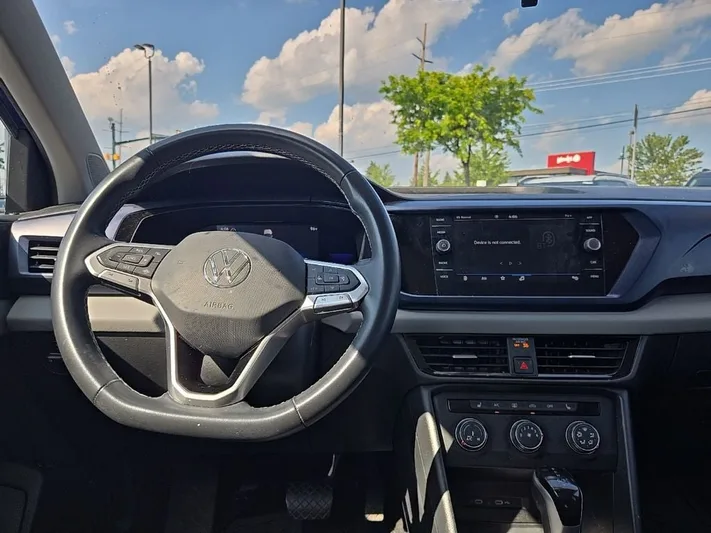 2022 Volkswagen Taos - view 36