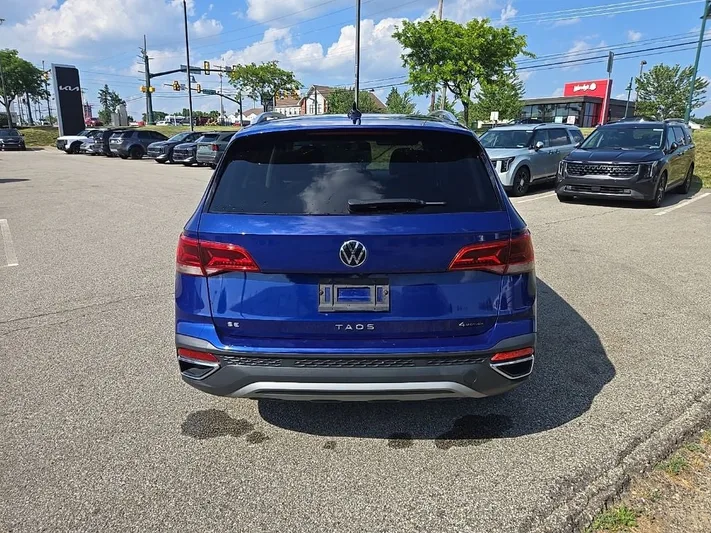 2022 Volkswagen Taos - view 6