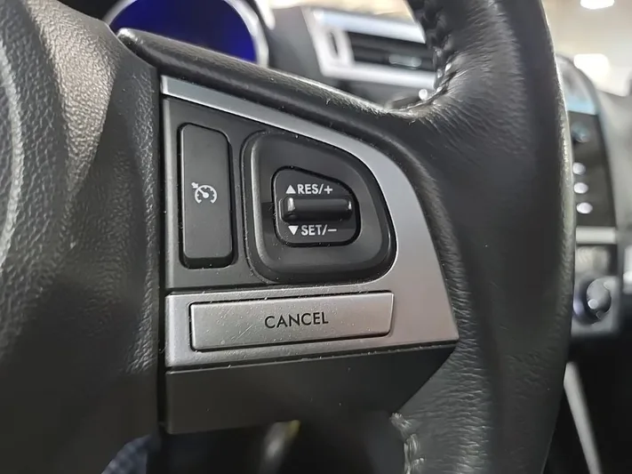 2017 Subaru Outback - view 14