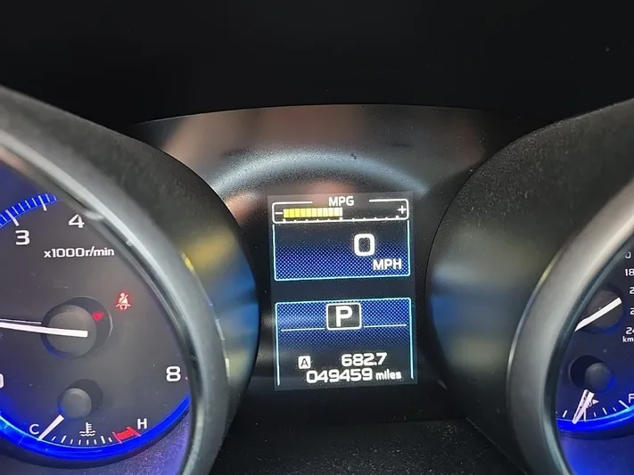 2018 Subaru Outback - view 14