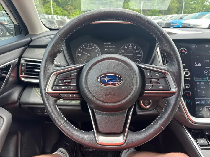 2023 Subaru Outback - view 15