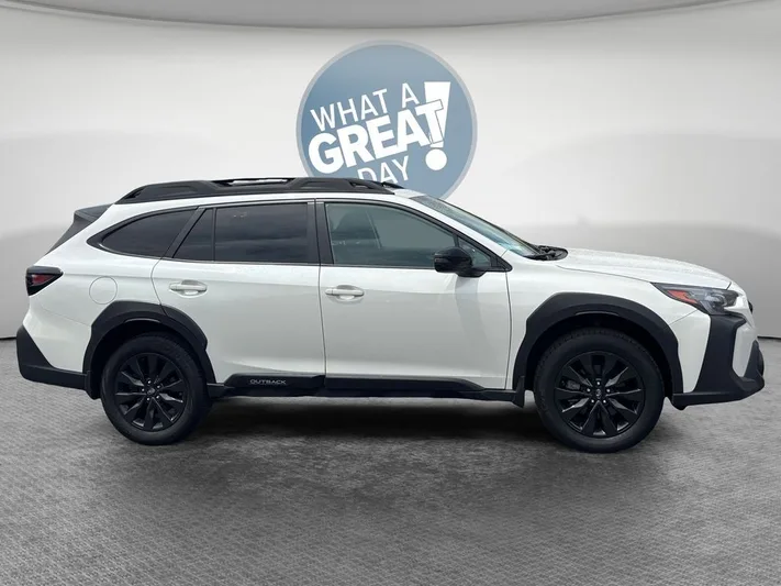 2023 Subaru Outback - view 2