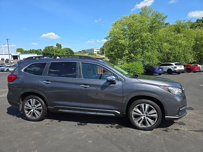 2021 Subaru Ascent - view 2