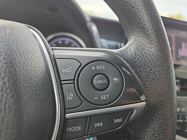 2023 Toyota Camry - view 15
