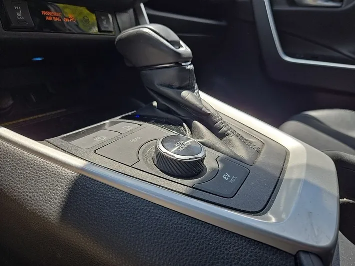 2021 Toyota RAV4 - view 20
