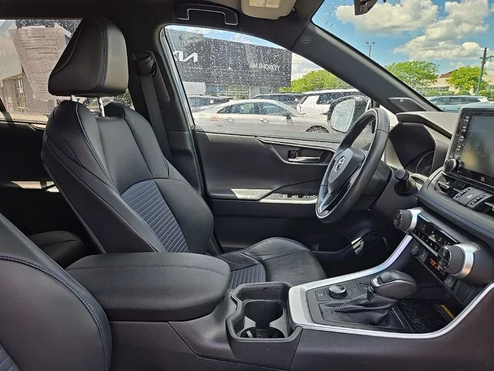 2021 Toyota RAV4 - view 39