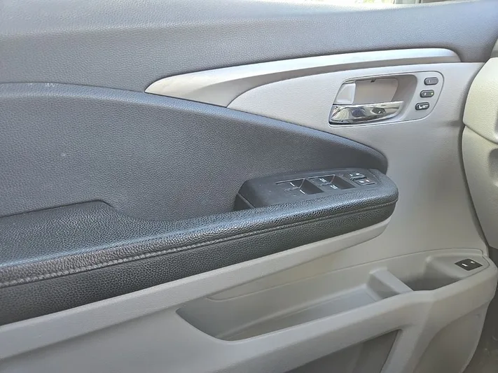 2020 Honda Pilot - view 19