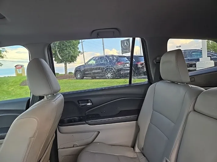 2020 Honda Pilot - view 35