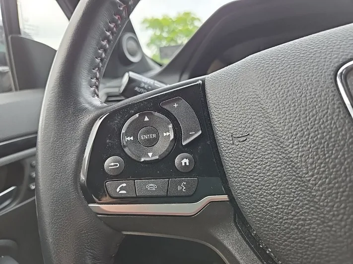 2022 Honda Pilot - view 17