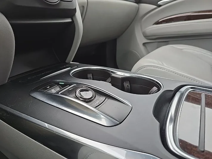 2017 Acura MDX - view 25