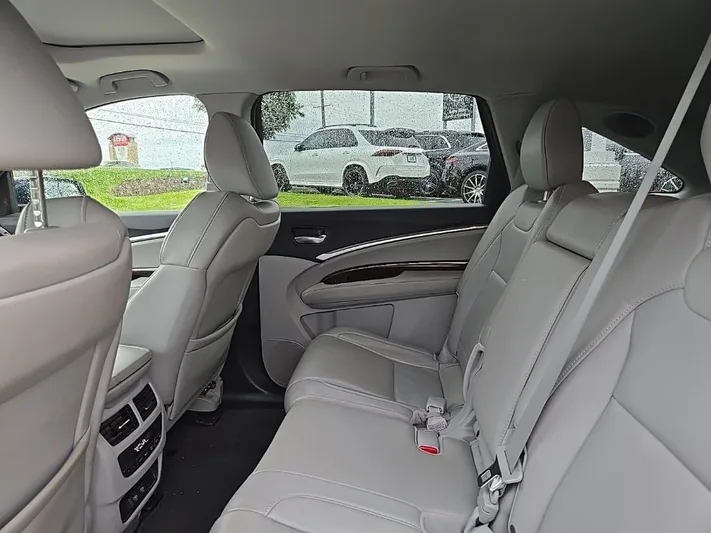 2017 Acura MDX - view 33