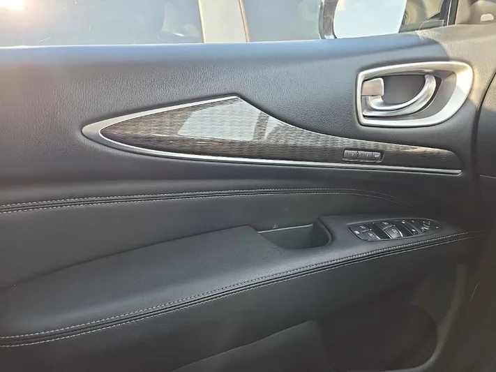 2019 INFINITI QX60 - view 20