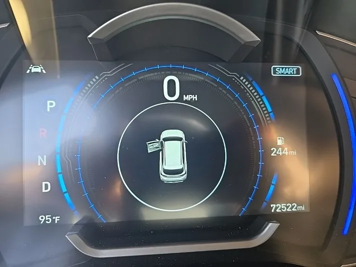 2020 Hyundai Santa - view 12