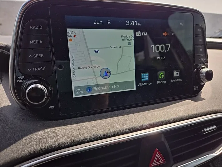 2020 Hyundai Santa - view 15