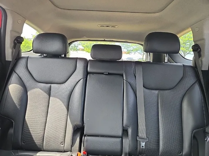 2020 Hyundai Santa - view 25