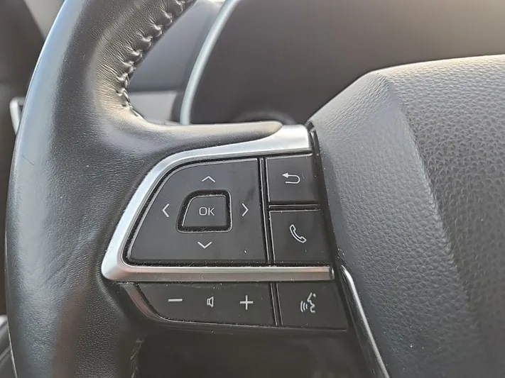 2021 Toyota Highlander - view 13