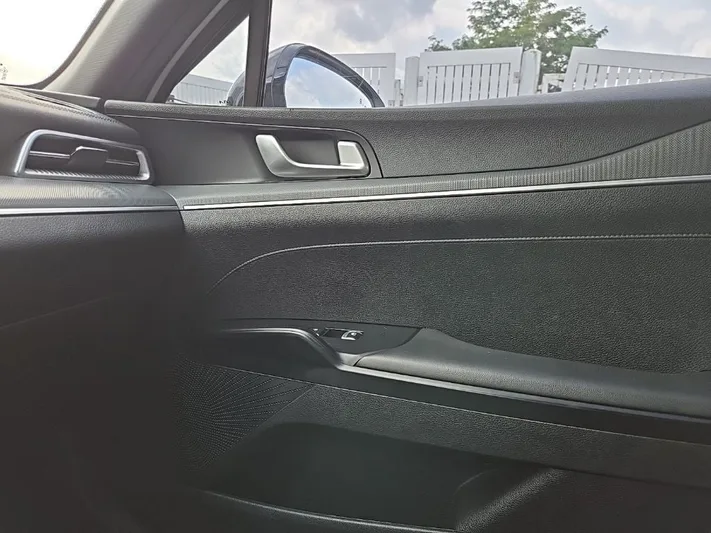 2023 Kia K5 - view 28