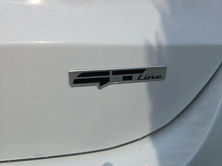 2023 Kia K5 - view 6