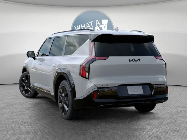 2026 Kia EV9 - view 4