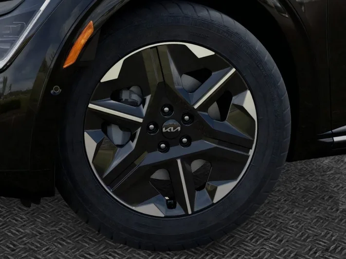 2025 Kia EV6 - view 9