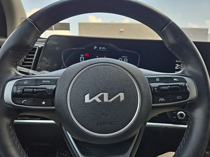 2024 Kia Sportage - view 15