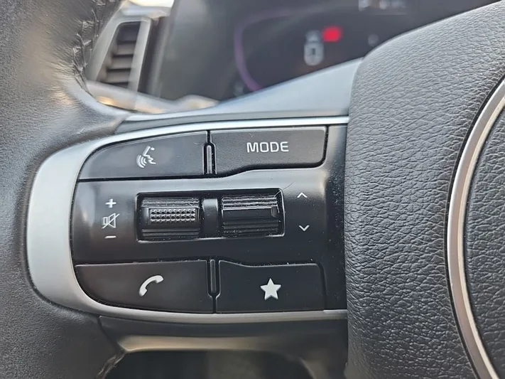 2024 Kia Sportage - view 17