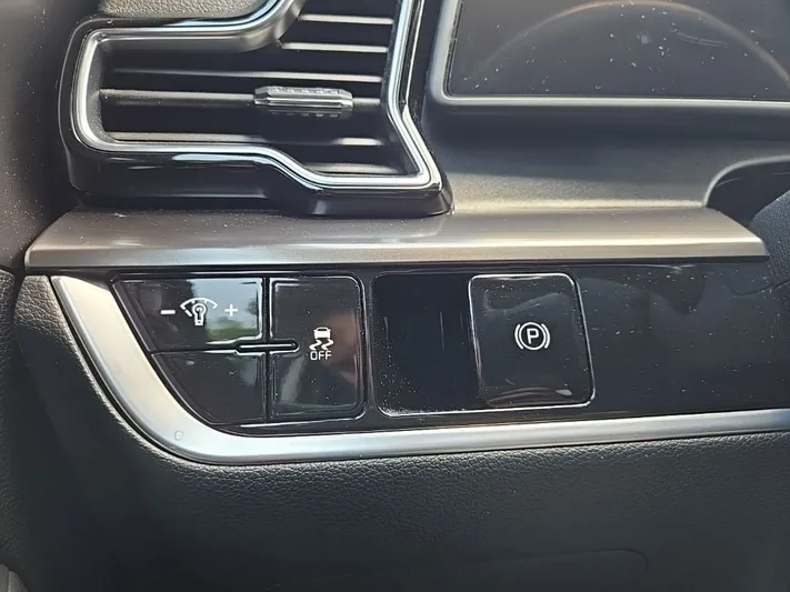 2024 Kia Sportage - view 21
