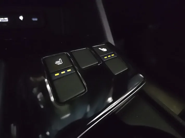 2024 Kia Sportage - view 23