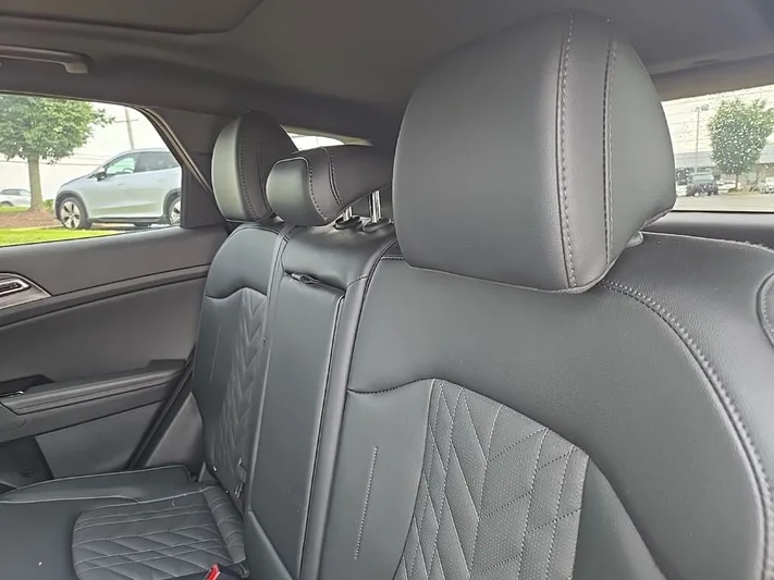 2024 Kia Sportage - view 32